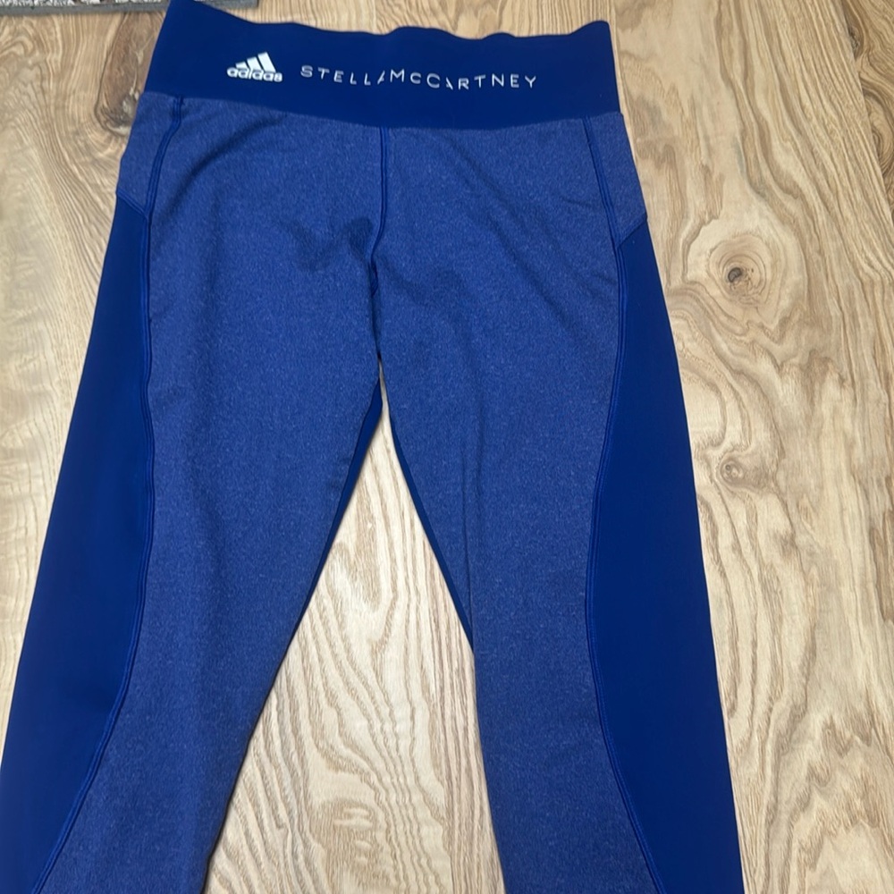 Sale 🔥🔥🔥Blue leggings 
In great condition